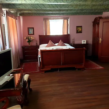 Hotel Golden Age