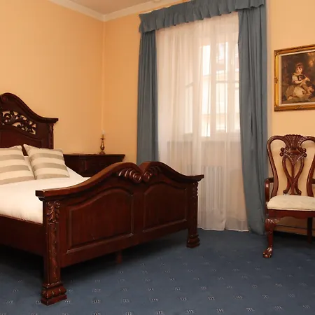 Hotel Golden Age 3*