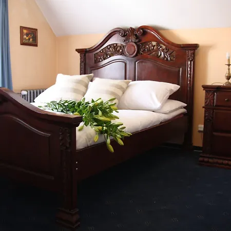 Golden Age Hotel 3*