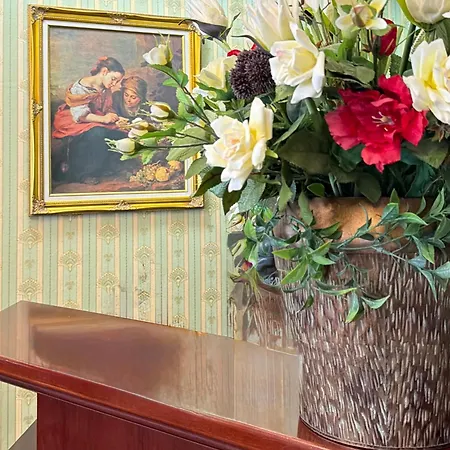 Hotel Golden Age