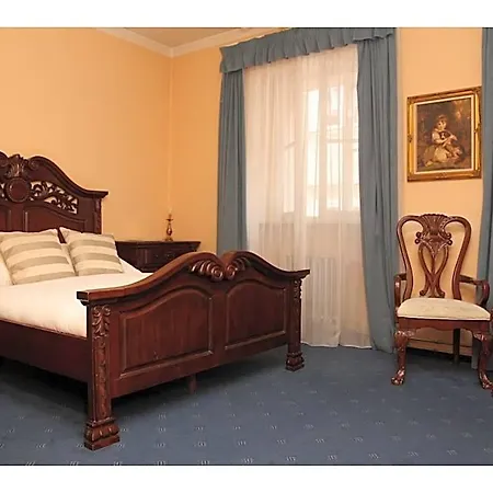 Hotel Golden Age