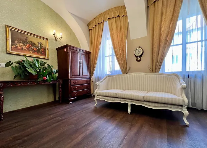 Hotel Golden Age 3*