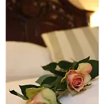 فندق غولدن إيدج 3*