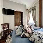 Golden Age Szálloda 3*