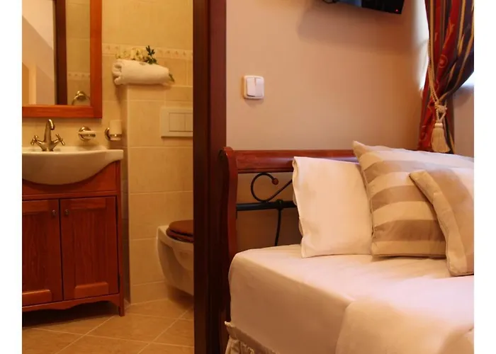 Hotel Golden Age