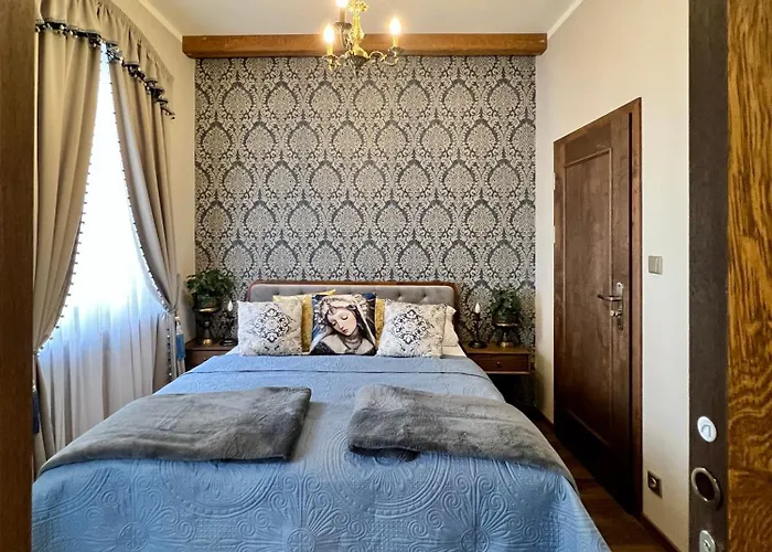 Golden Age Hotel 3*